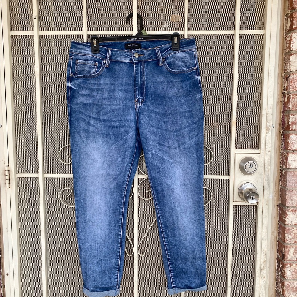 Women’s  junior Blue Jeans ankle style